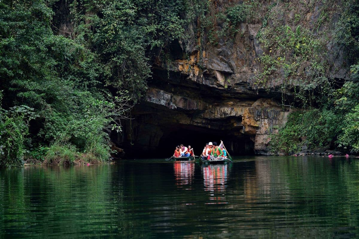 Trang An Boat, Bai Dinh Pagoda And Mua Cave