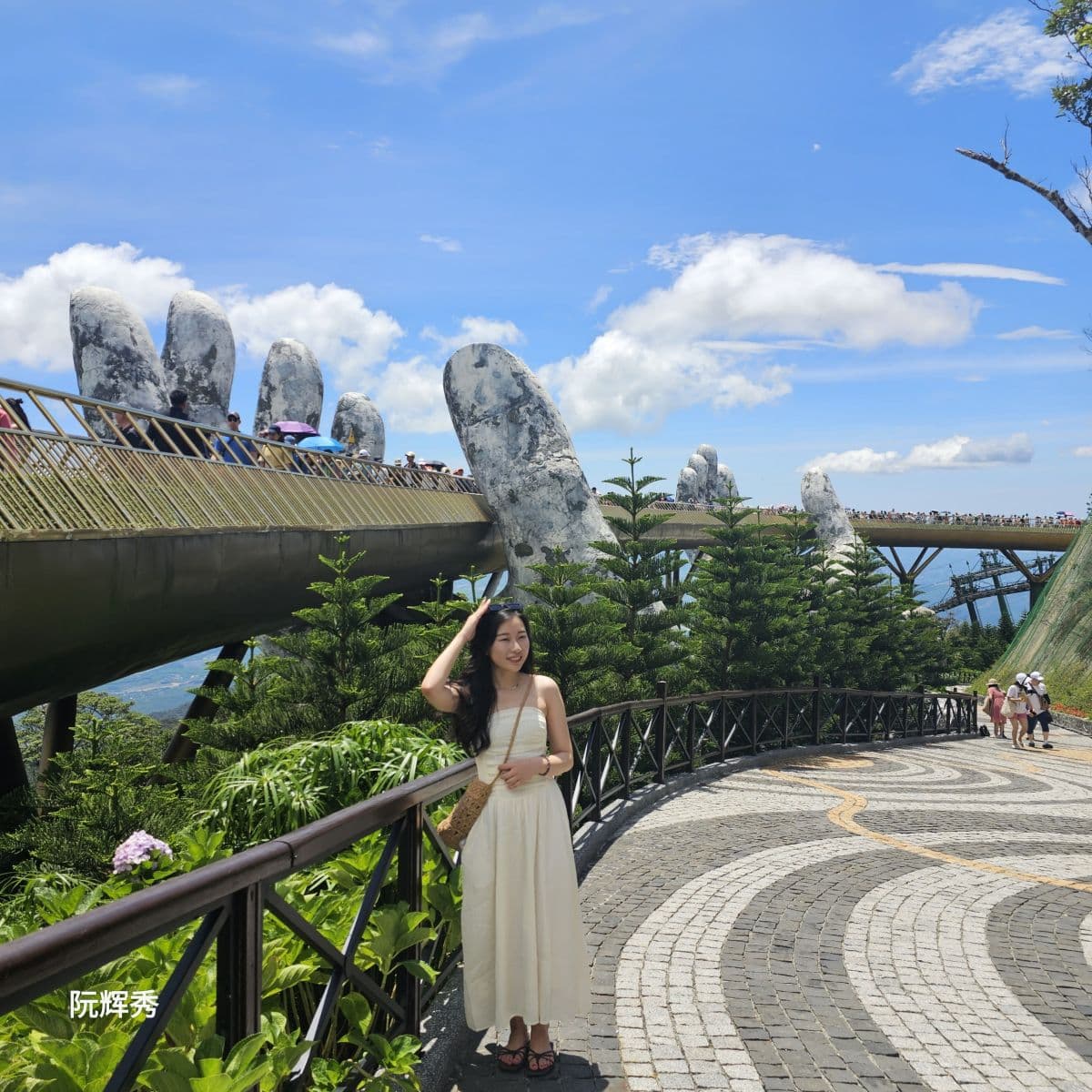 [中国語ガイド] Ba Na Hills and Golden Week Day Tour
