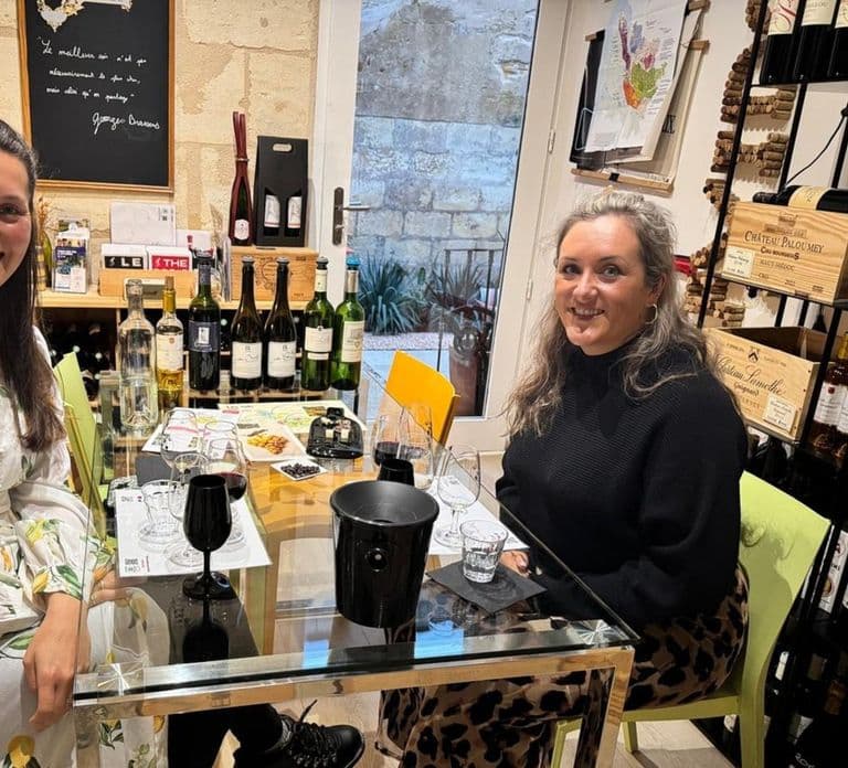Vin de Bordeaux : cours de dégustation de 4 vins rouges avec charcuterie