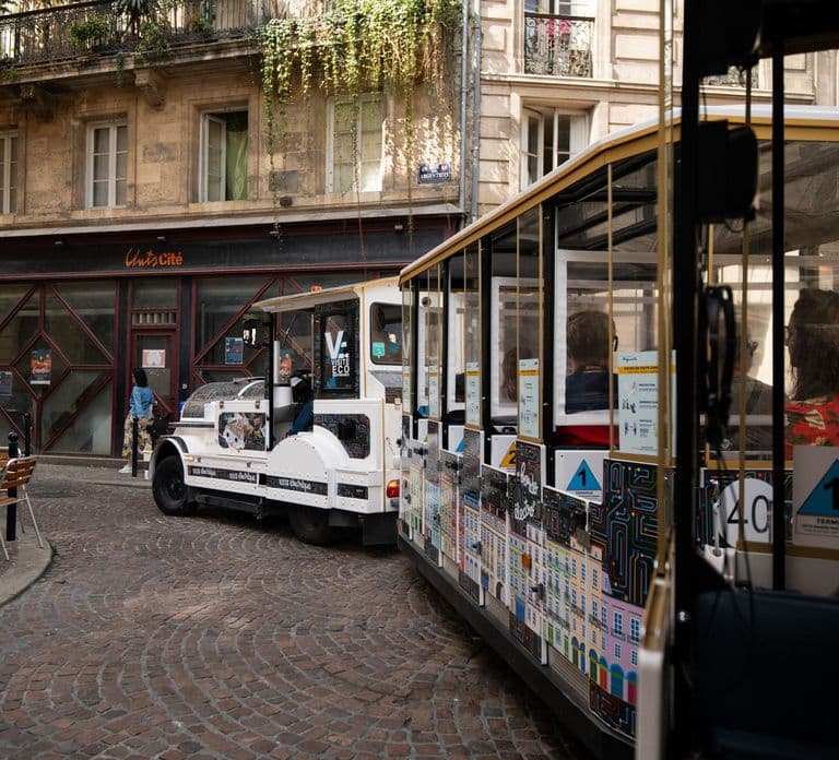 Bordeaux: Electric Train Tour