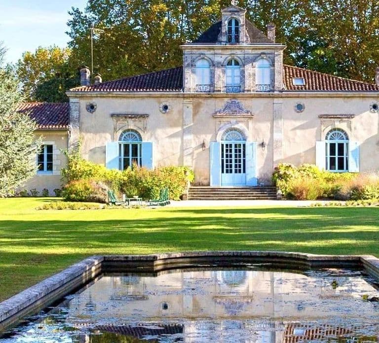 Bordeaux: Saint-Emilion and Medoc Full-Day Wine Experience