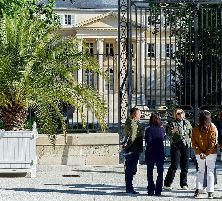 Bordeaux: Saint-Emilion and Medoc Full-Day Wine Experience