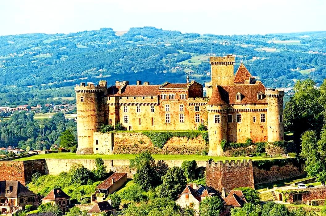 Castelnau-Bretenoux Castle