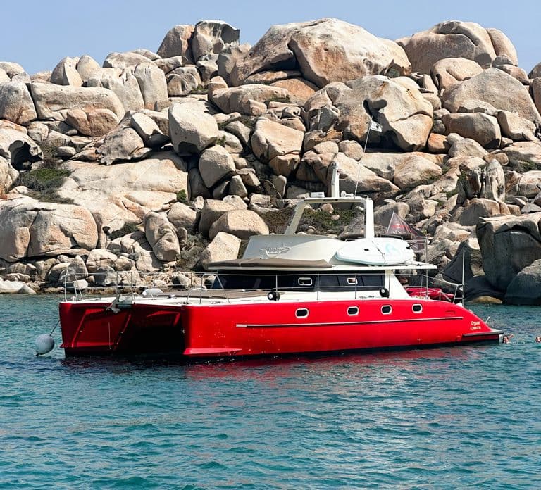 Crociera in catamarano verso le Isole Lavezzi