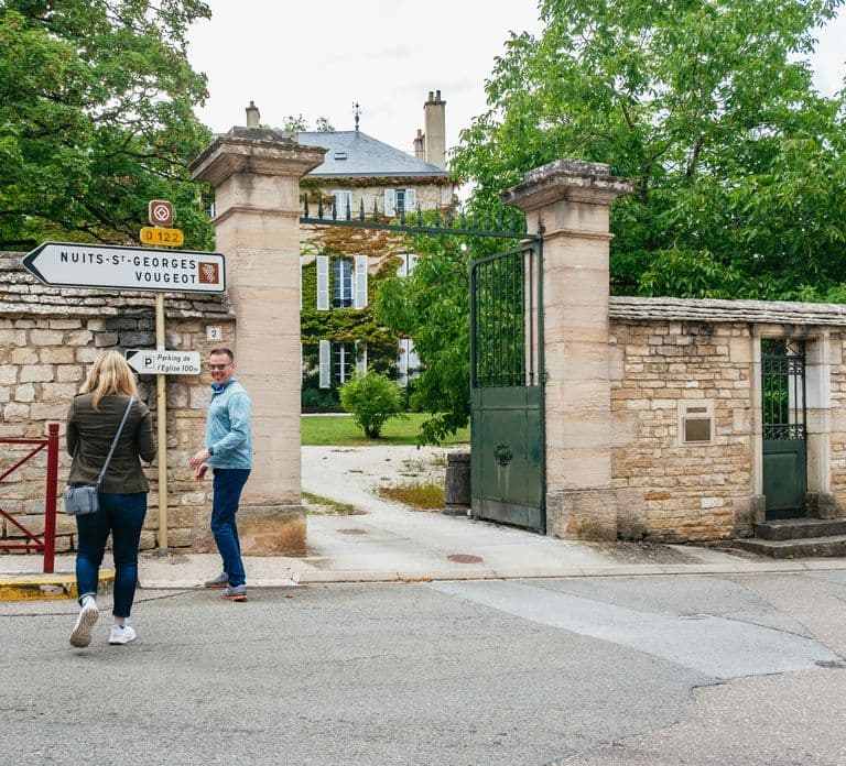 From Beaune: Burgundy Day Trip with 14 Wine Tastings