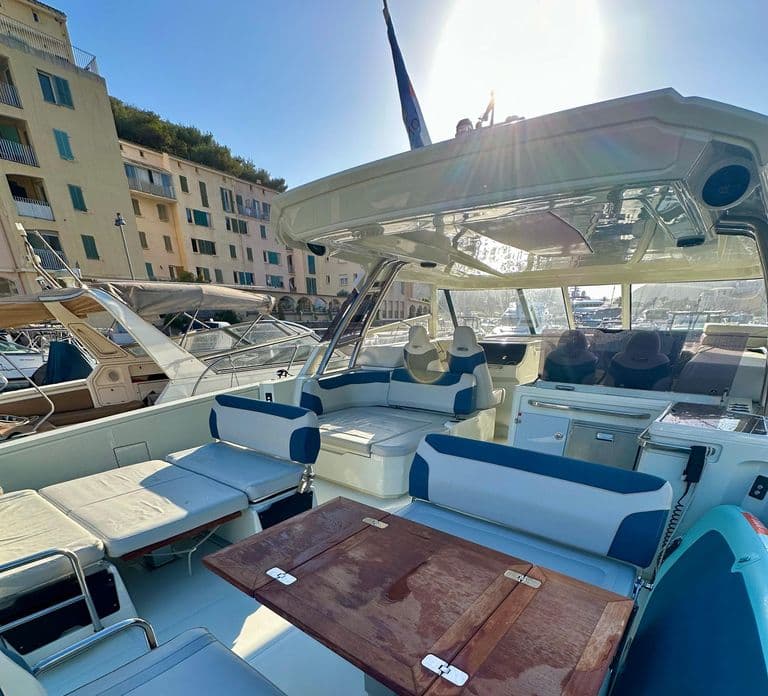 From Bonifacio: Lavezzi Islands Half-Day Boat Tour