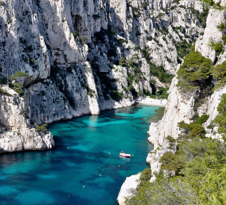 From Marseille: Iconic Calanques Boat Tour with Swimming