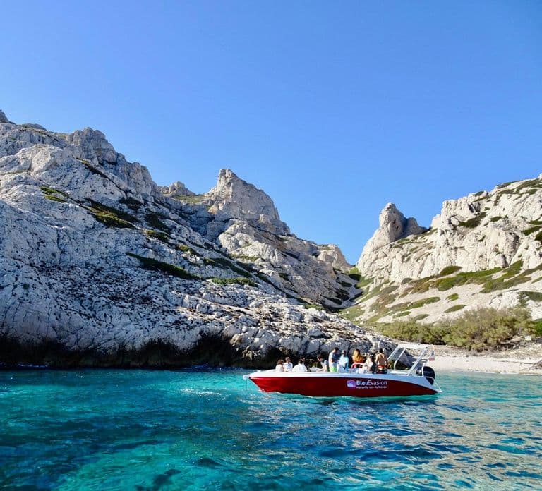 From Marseille: Iconic Calanques Boat Tour with Swimming