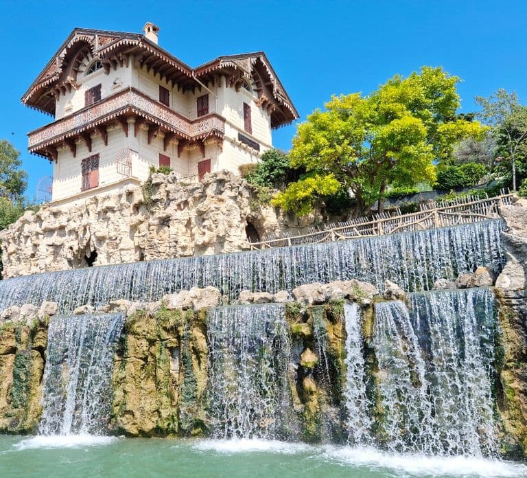 From Nice: Antibes & St Paul de Vence Tour with Wine Tasting