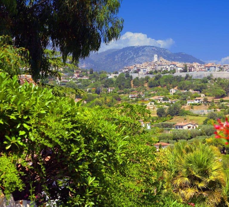 From Nice: Cannes, Antibes & St Paul de Vence Half-Day Tour