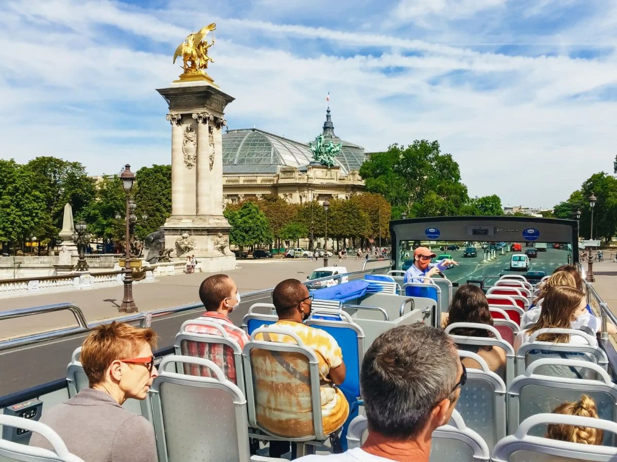 Paris: Tootbus Hop-on Hop-off (Optional River Cruise)