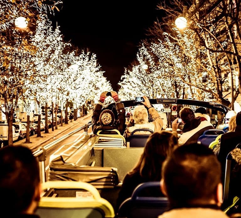 Paris: Tootbus Open-Top Christmas Bus Tour