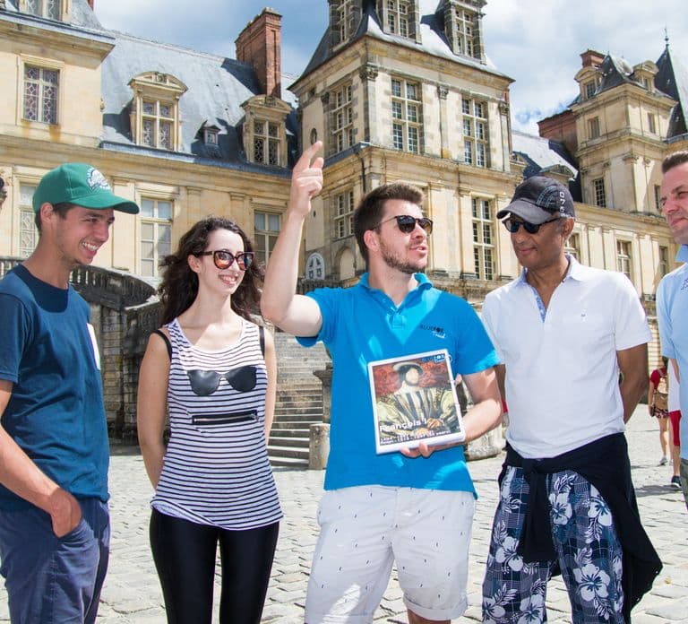 Da Parigi: Tour del Castello di Fontainebleau e Vaux-le-Vicomte