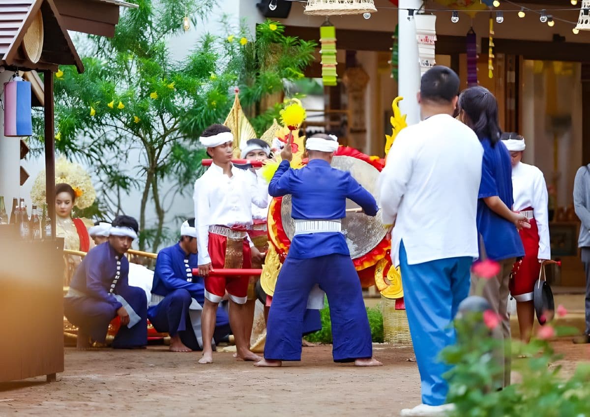 Festival des lanternes célestes Chiang Mai Heritage 2025 à Pang Fan Rock’n River, district de Doi Saket, Chiang Mai.