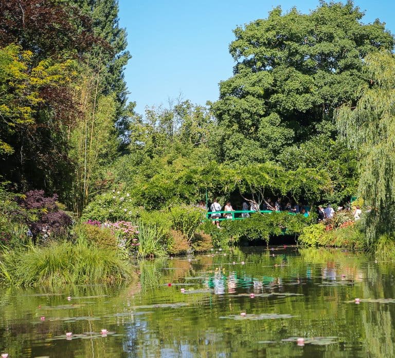 Da Parigi: gita di un giorno a Giverny con audioguida o guida dal vivo