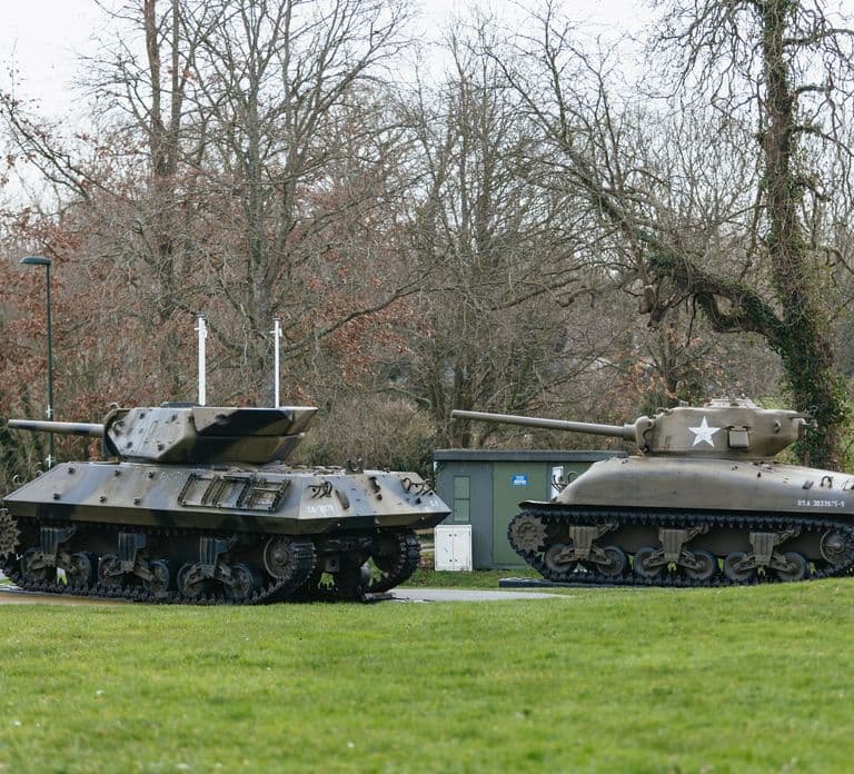 From Paris: Normandy D-Day Landing Beaches Full-Day Tour