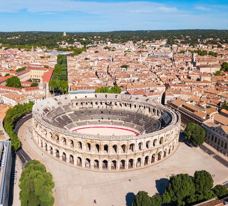 Nîmes: Ticket voor het Romeinse Amfitheater & Audiotour door de Oude Stad