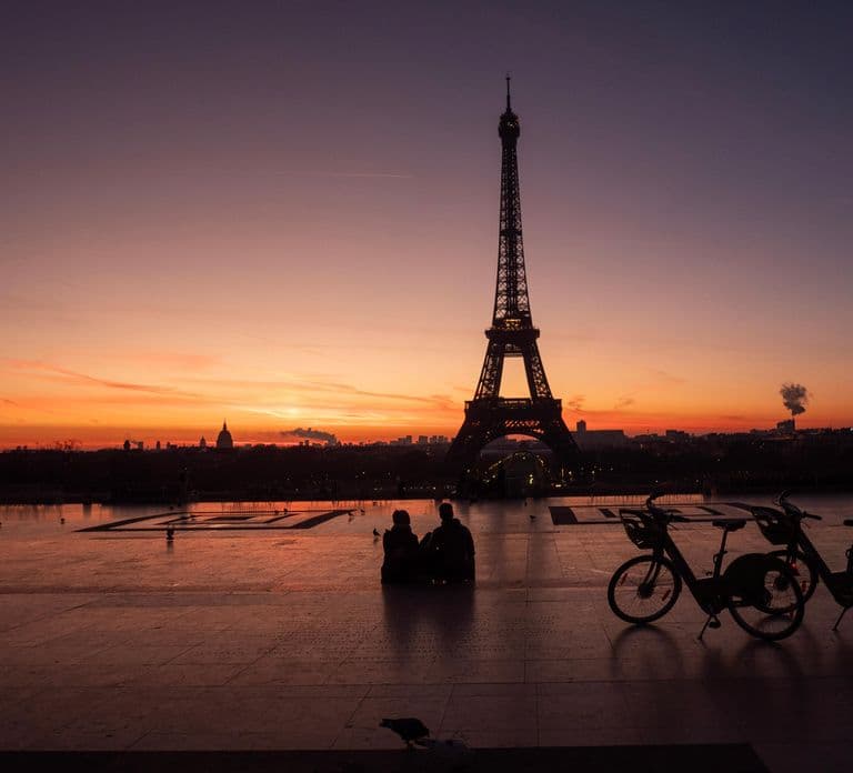 Paris before the crowds, bike tour & Breakfast