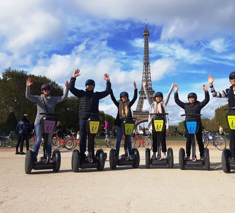 Paris: 1,5 hour Guided Segway Tour