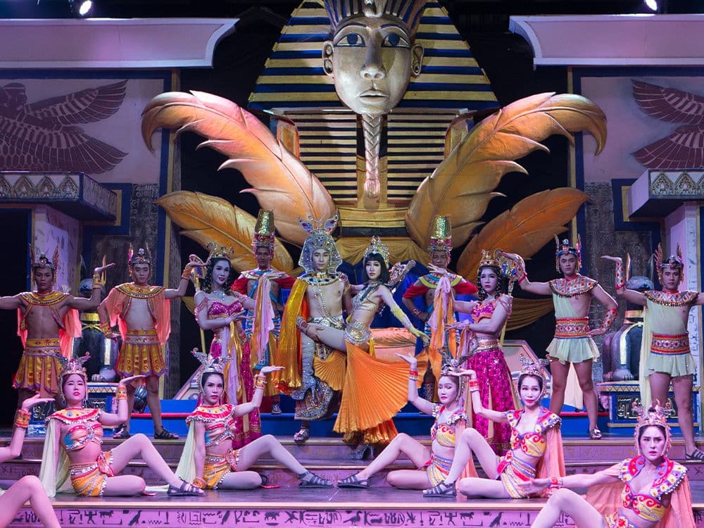 Chiang Mai: Miracle Cabaret Show com Traslado Compartilhado