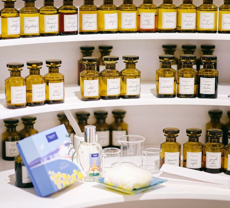Grasse: Perfume Making Class and Fragonard Factory Tour