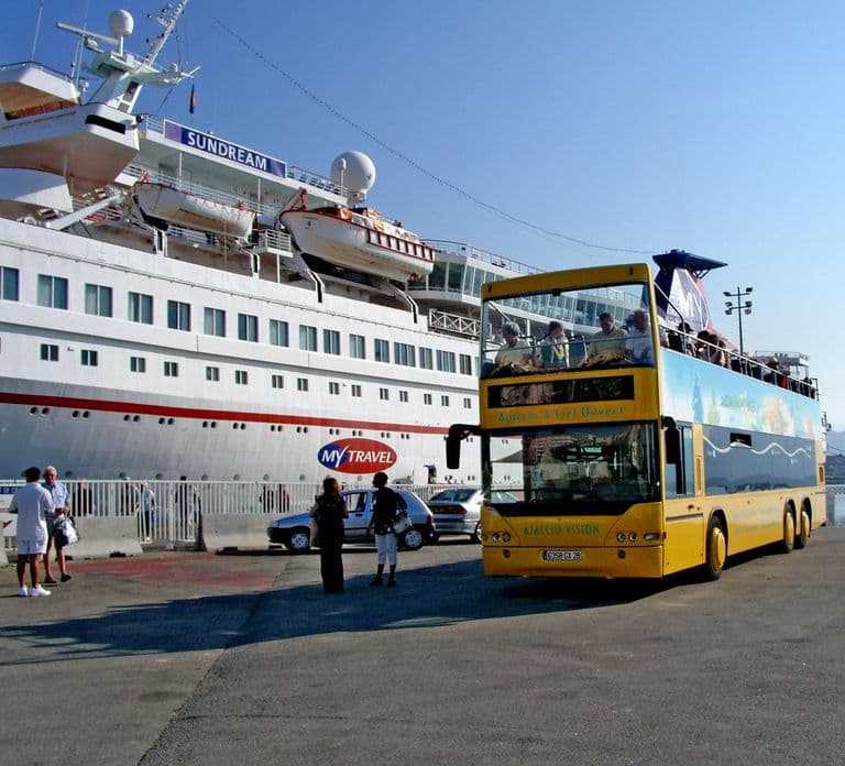 Ajaccio: Tour in autobus scoperto tra attrazioni cittadine e costa