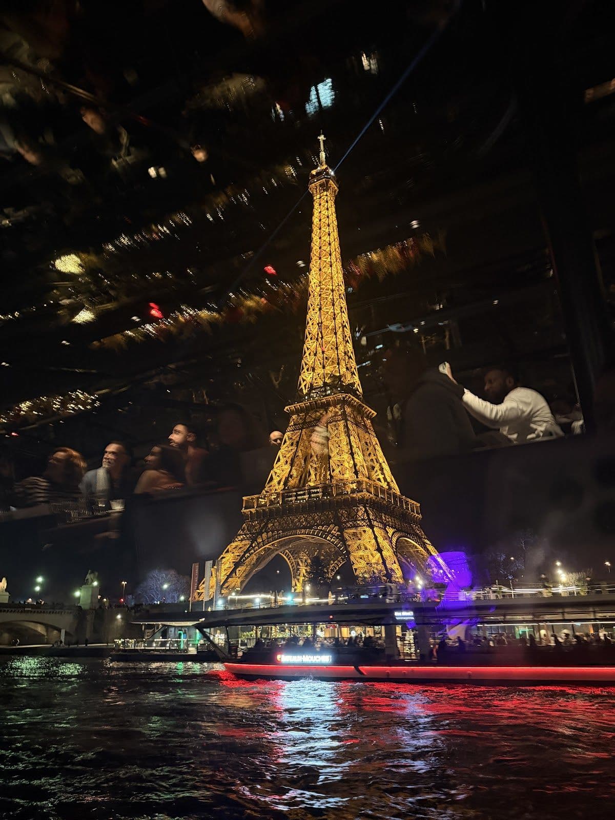 Bateaux Parisiens Early Evening Dinner Cruise