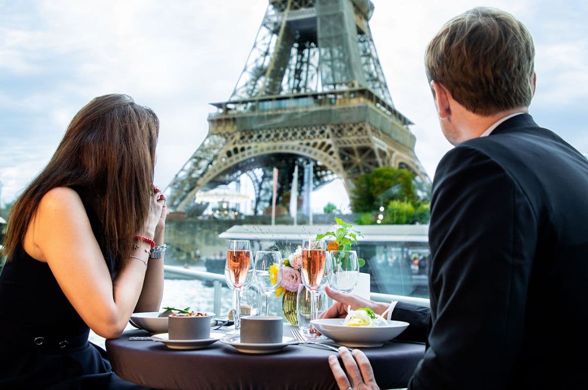 Bateaux Parisiens Seine River Dinner Cruise with French Premium Menu