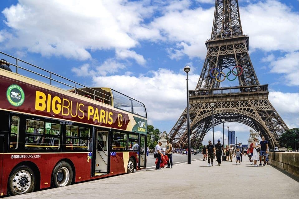 Big Bus Paris: Tour Hop-on Hop-off + Cruzeiro pelo Rio Sena