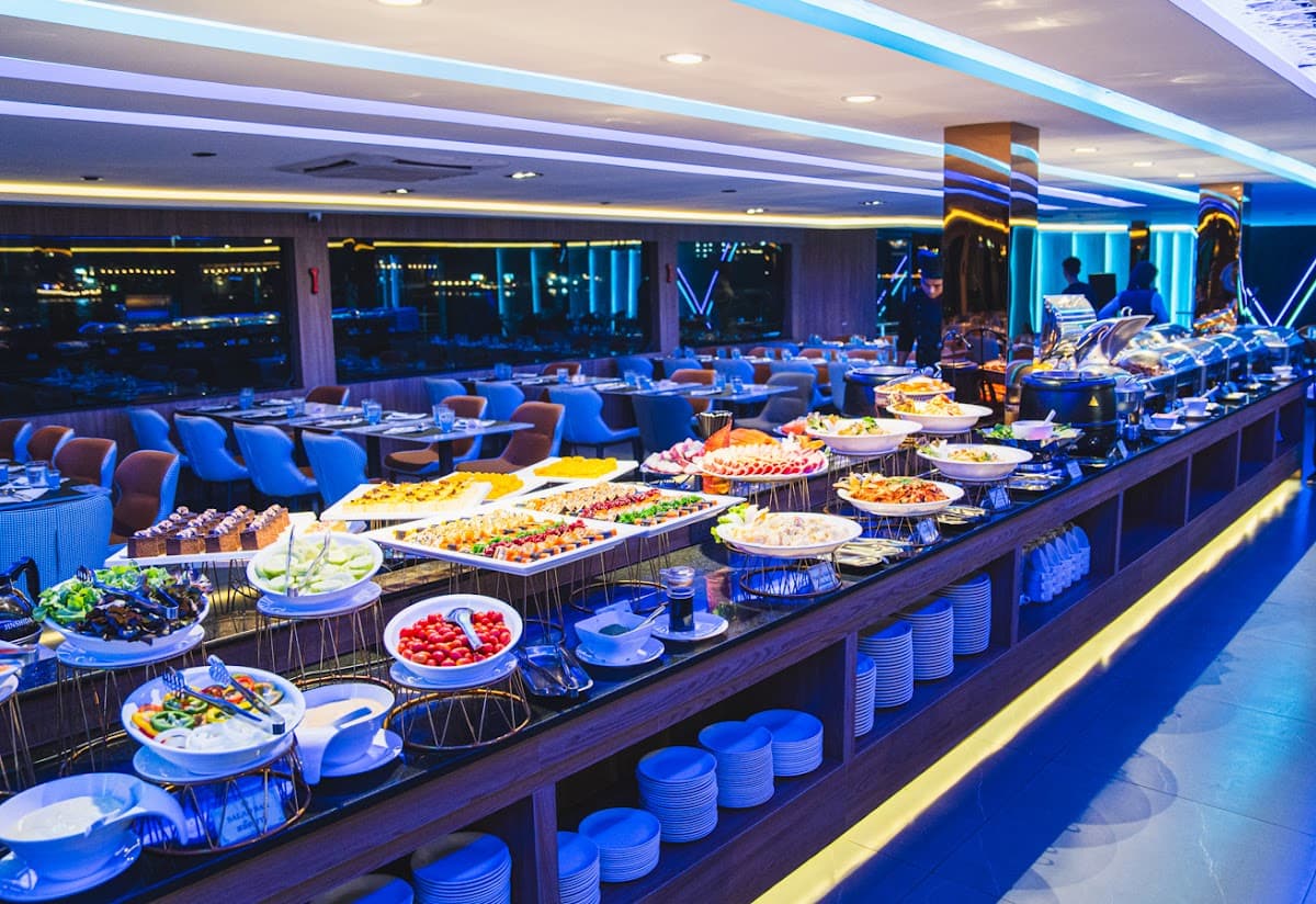 Royal Princess Dinner Cruise in Bangkok
