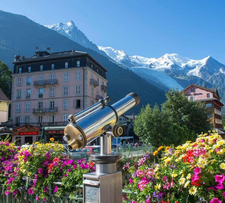 Chamonix and Paragliding Tour