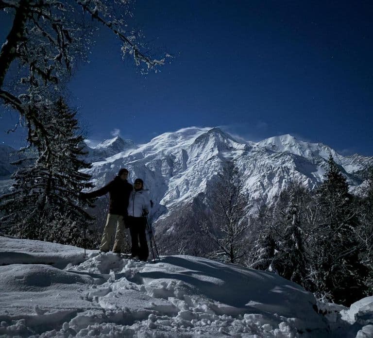 Chamonix: Wędrówka w rakietach śnieżnych pod gwiazdami z prywatnym przewodnikiem