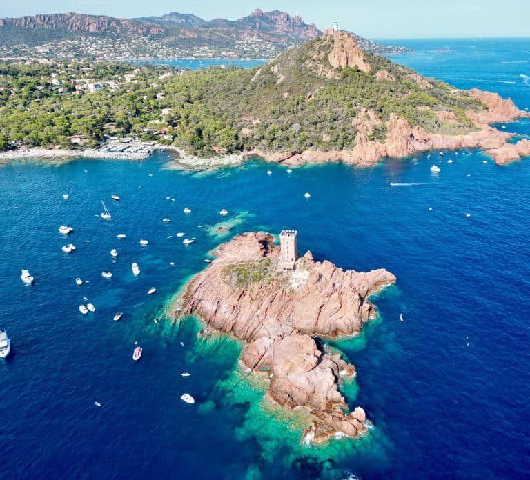 Côte d'Azur: Cruzeiro de Catamarã ao Entardecer com Aperitivo