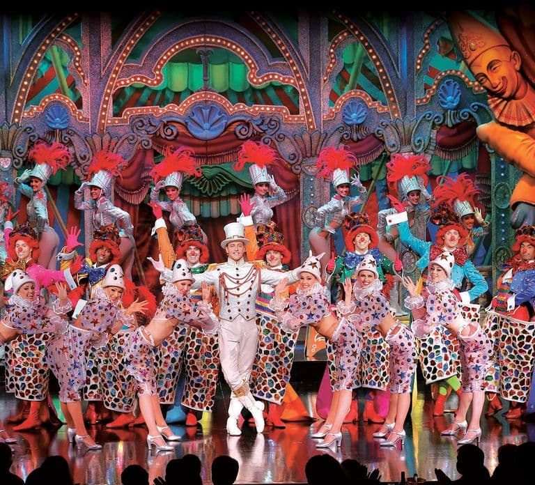 Paris: Abendsightseeing-Tour und Moulin Rouge Show