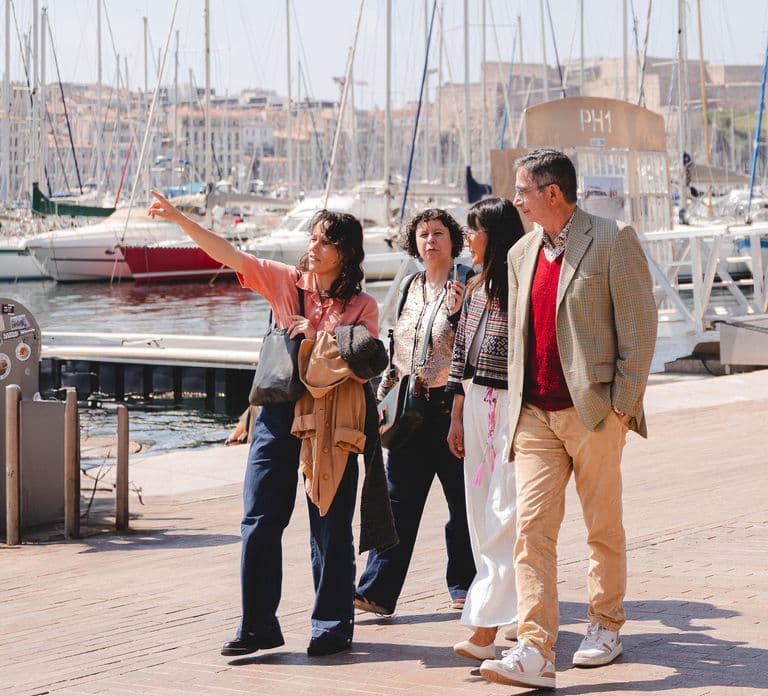 Marseille: Walking Food Tour with Full Meal
