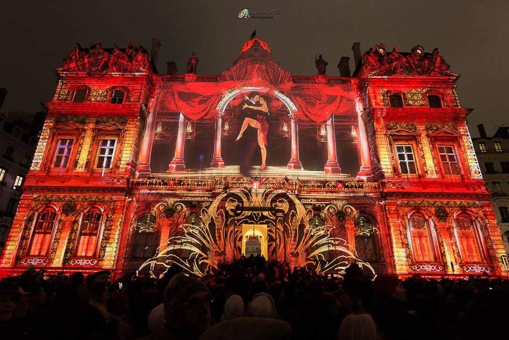 Fêtes des Lumières aperitif cruise