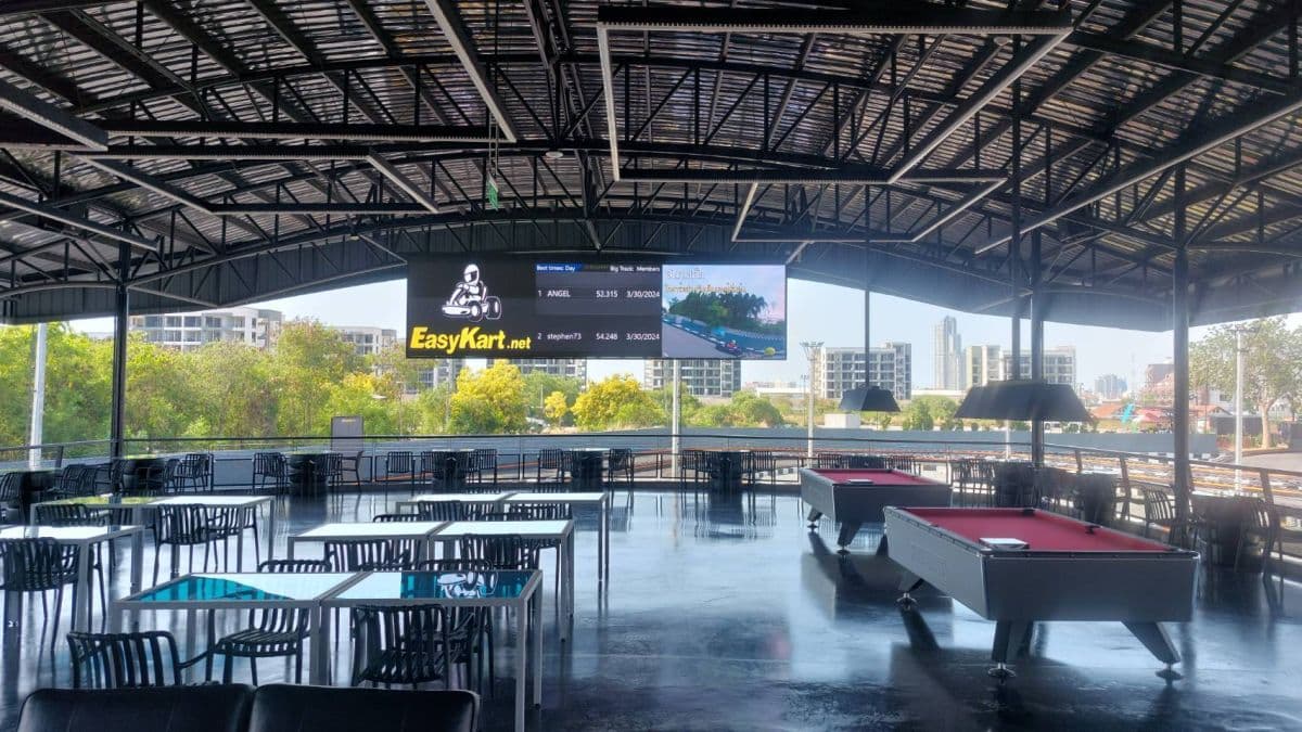 EasyKart Pattaya Bali Hai Pier (Go Kart all'aperto)
