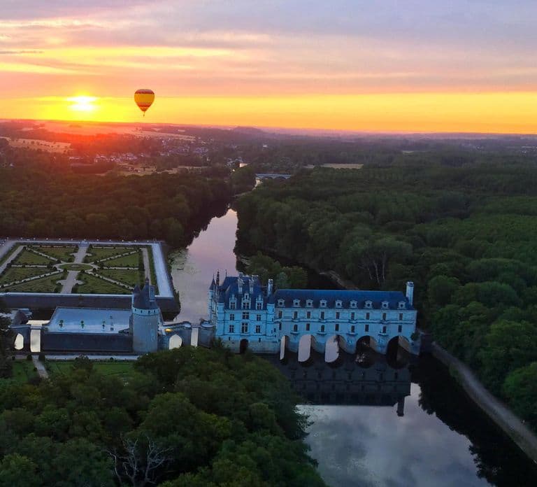 Lot balonem: Chambord, Chenonceau, Cheverny, Blois