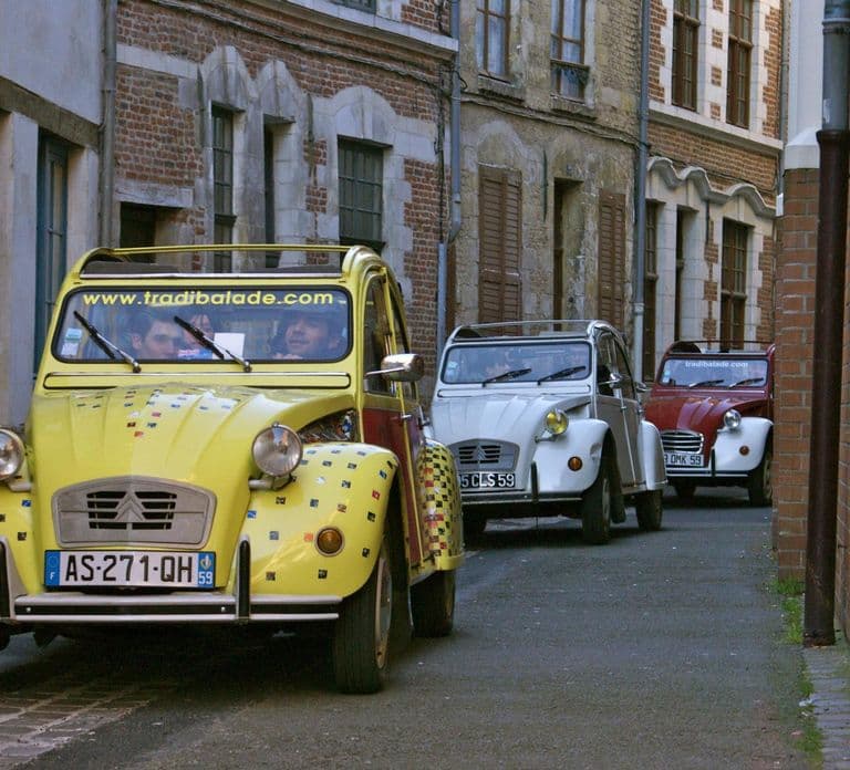 Lille Driving Tour by Convertible Citroen 2CV