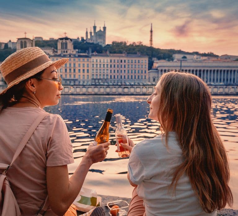Lyon: Private Photoshoot with a Professional Photographer