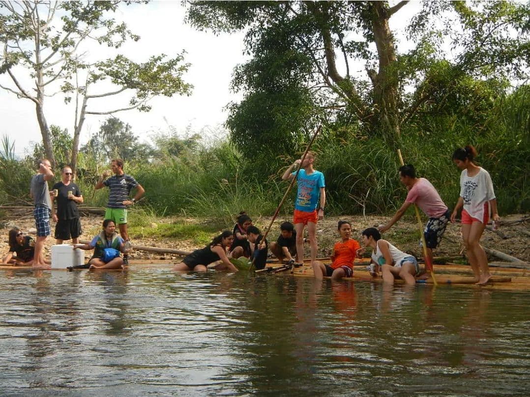 Enjoy Chiang Mai Bamboo Rafting Along the Mae Wang River