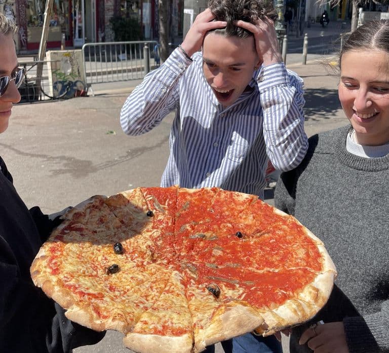 Marselha: Tour Gastronômico a Pé pelo Distrito de Cours Julien