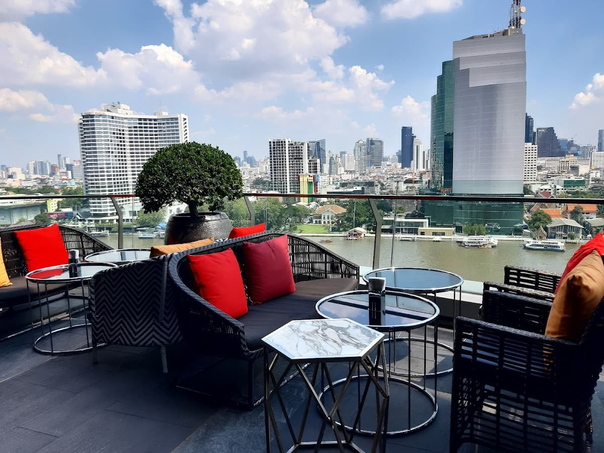 Fallabella River Front Iconsiam