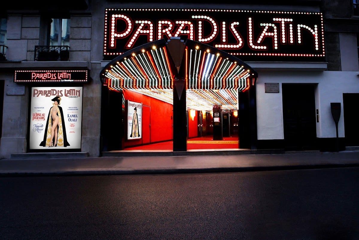 Paradis Latin Show with Champagne