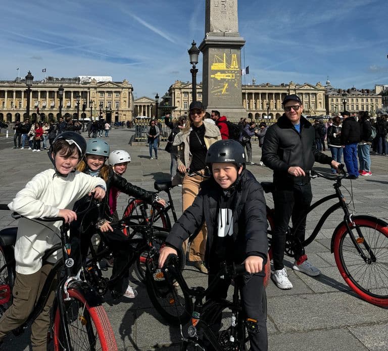 Paris: Guided City Highlights Bike Tour