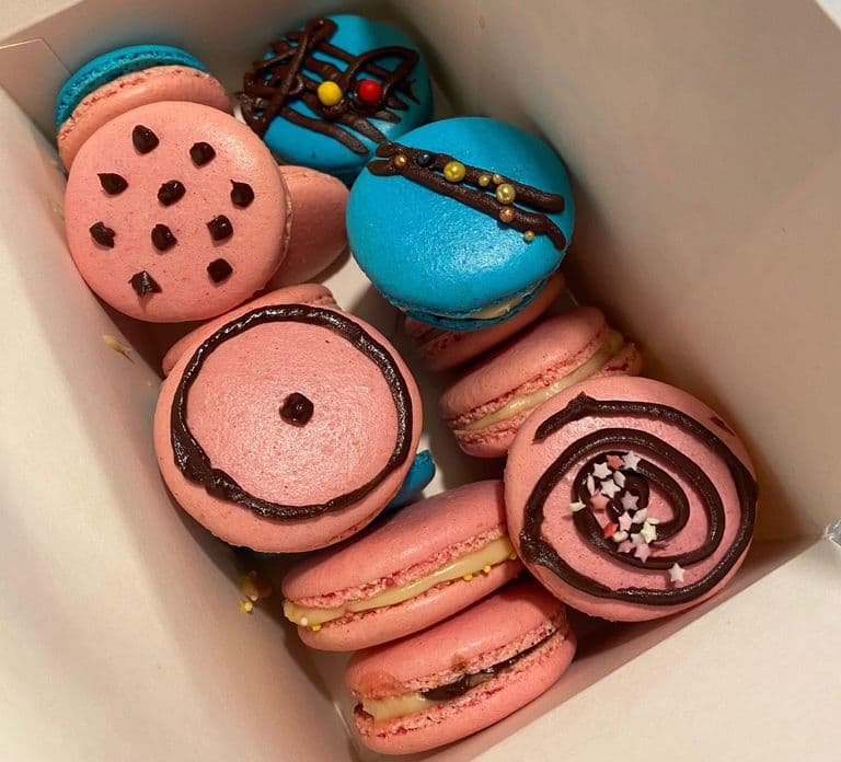 Parigi: Corso di pasticceria di macaron per famiglie e bambini