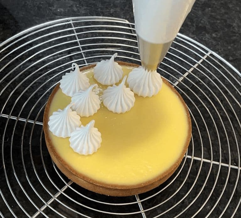 Paris: Macaron, Croissant or Pastry Class with a French Chef