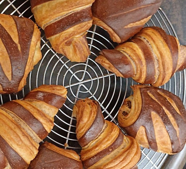 Paris: Macaron, Croissant or Pastry Class with a French Chef