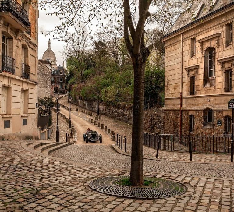 Paris: Montmartre Foodie Tour with Tastings
