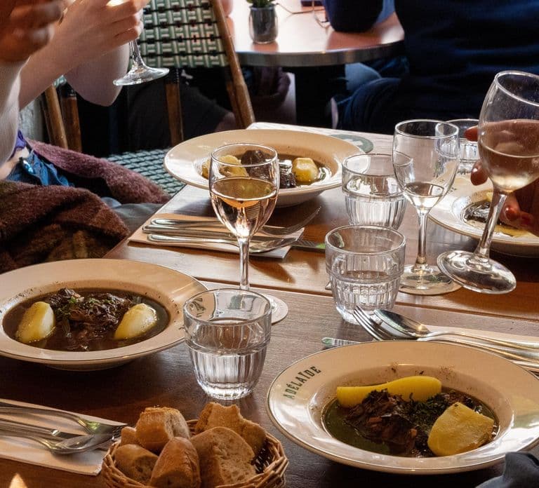 Paris: Montmartre Foodie Tour with Tastings